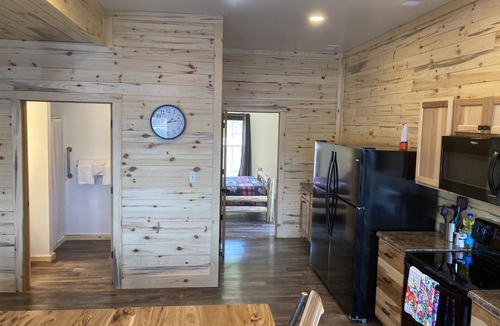Houghton Cabin | Trailside Fun River Cabin 21B