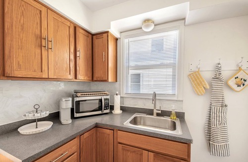 Ottawa House | ★Tranquil retreat by Toledo Hosp/UT! Updated-2br★