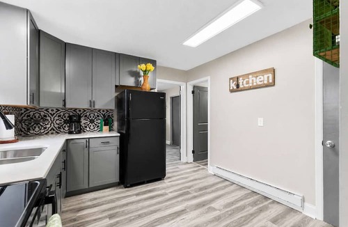 Tower Grove South Apartment | Travel Nurse 1BR · 3 mi SSM SLU · Pet-Friendly · Long Stays