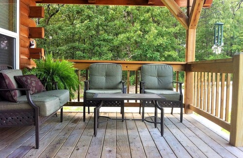 Steelville Cabin | Two-Story Log Cabin Rental with a Hot Tub near Upper Meramec River, Missouri