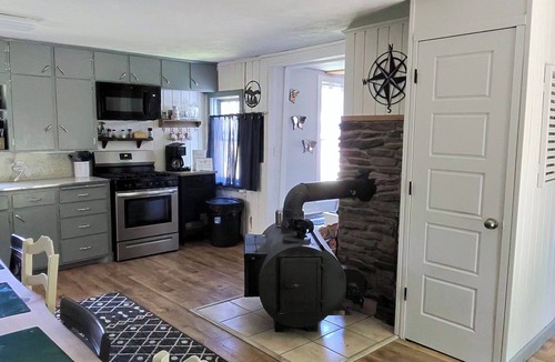 Hessel Other | U.P. living, cozy retreat, a work in progress - THIS IS NOT the Taj Mahal