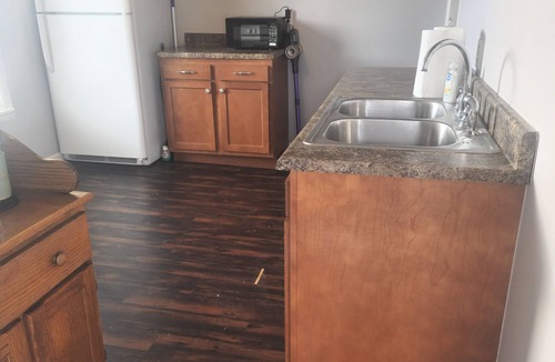 Springfield Apartment | Unique Route 66 themed, family-friendly! Located 5 minutes from Scheels park.