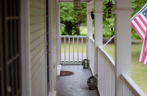Greenwood Apartment | Unwind and de-stress. Relaxing, private modern farmhouse style suite