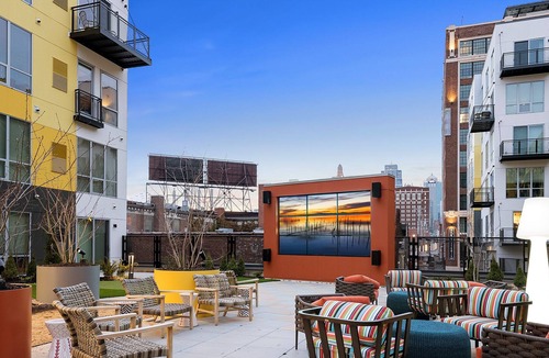 Crossroads Arts District Condo | Unwind in Style: Beautifully Appointed Oasis Close to Kauffman Stadium 336