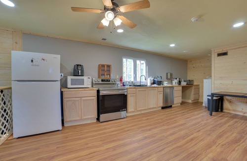Rudyard Cabin | Upper Peninsula Barndominium on 18 Acres w/Emus