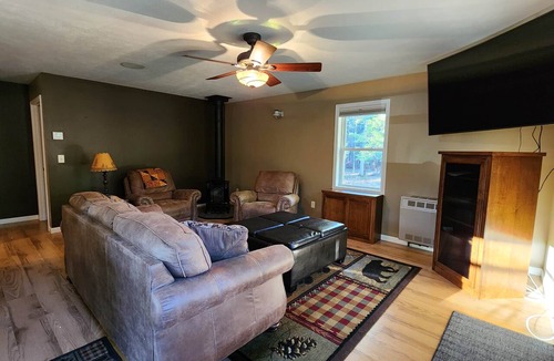 Nadeau House | Upper Peninsula Peaceful Cabin