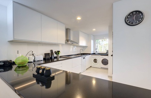 Saladillo-Benamara House | Vacation Home 'Frontline Paradise Townhouse' Near the Beach with Balcony & Pool