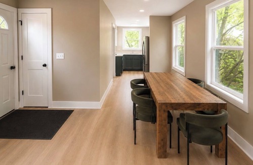 La Porte House | Victorian home 7-bedroom homes with full mother on law suite in back