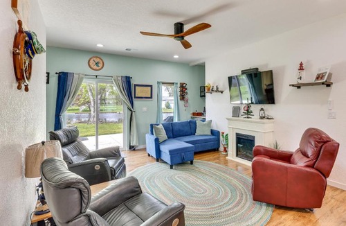 Brooklyn House | Vineyard Lake Canal Oasis - Pets Welcome!