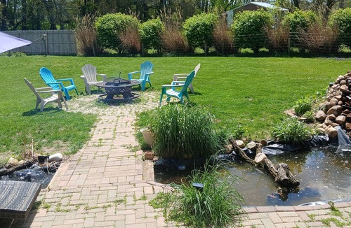 Niles House | Visually stunning 3bedroom Modernized Country home with a Loft, Hot tub and Pool
