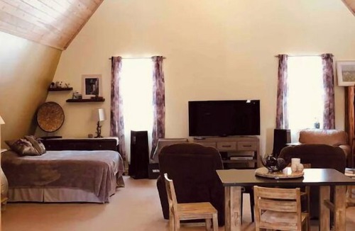Elk Rapids House | Walk to Elk Rapids.Close to Traverse & Charlevoix