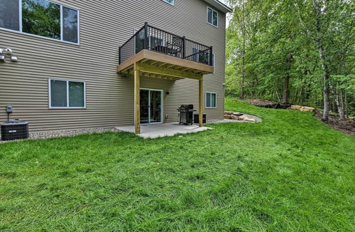 Lake Shore House | Walk to Gull Lake! Spacious Family Home w/Deck