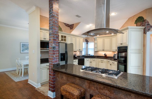 Slidell House | Waterfront 5BR Retreat 114 Near the French Quarter & New Orleans w/Boat Dock