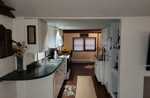 Colton Cabin | Waterfront Cottage - Hot Tub - Kayaks - Canoes - Bikes - 2 Bedrooms - Sleeps 8!
