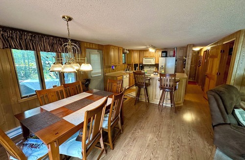 Cook Cabin | Welcome to The Lazy Loon! - available second space and reliable WiFi and AC too!
