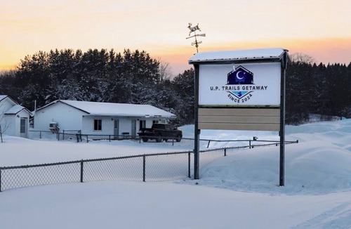 Eckerman Hotel | Welcome to the Strongs Room at U.P. Trails Getaway