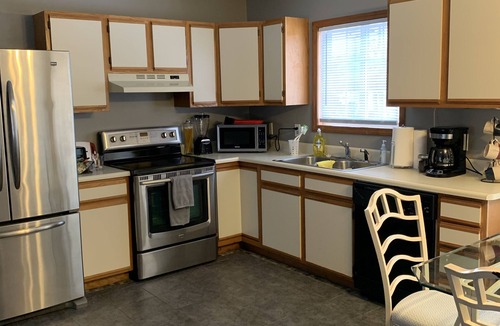 Thompsonville House | Well Appointed 2 Bedroom ~Less than a mile to Crystal Mountain