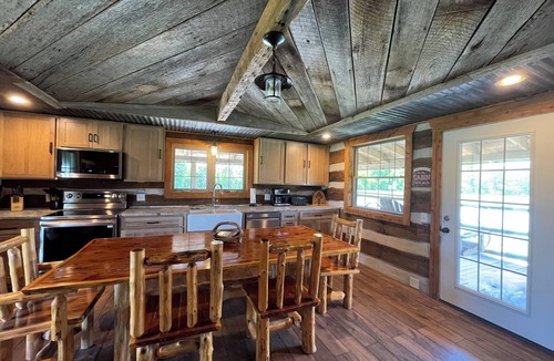 Chamois Cabin | Whitetail Log Cabin