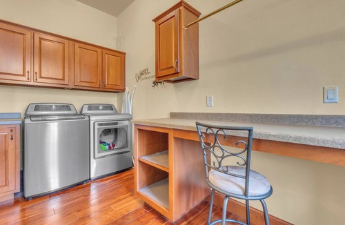 Kiel House | Wilke Lake Retreat Beautiful home with 180ft tranquil lake frontage