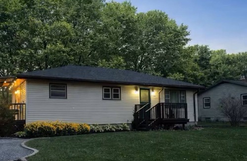 Town of Pines House | Woodland Crossing 1220, 4bed home, W/D & Dishwasher. Near Beach & Nat'l Park