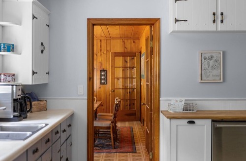Empire House | Woodlea Cottage in the Heart of the National Park