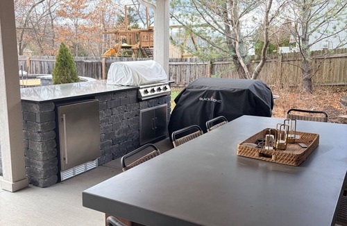 Lee's Summit House | World Cup Luxury in Lees Summit, MO! Situated only 8 miles/14km from Arrowhead