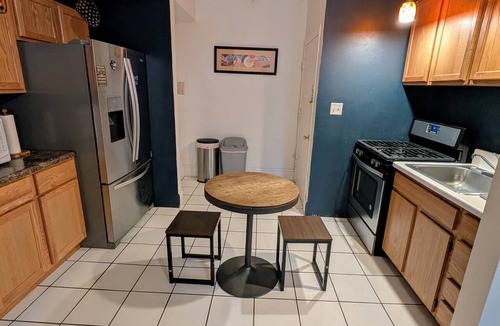 Yankee Hill Apartment | Yankee Hill 1BR w/Parking | Walk to Lake