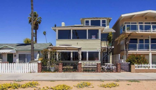 1002 E. Oceanfront | Biggest Oceanfront in Newport Sleeps 20 in Newport Beach
