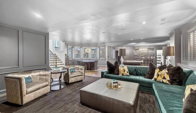 10K SF KC Estate | Sport Court, Pool & Group Stay