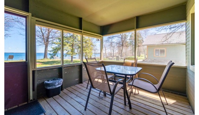 2 bedroom 1 bath with screened porch at Cass Lake Lodge Cabin 5 in Cass Lake