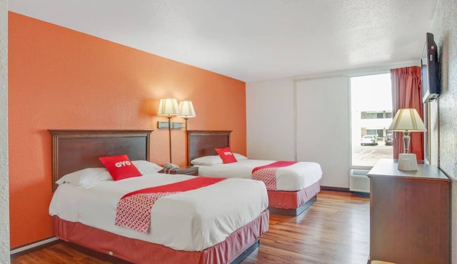 2 Great-Value Rooms Close to Kruse Park Dog Beach – Ideal for Rest & Relaxation
