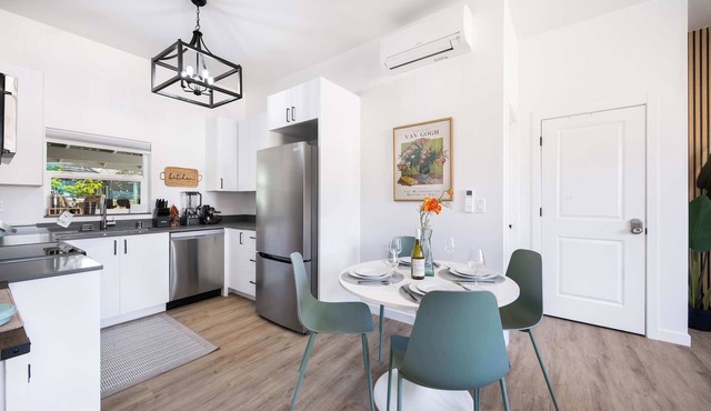 2025 Built Single-Level 2BR Serene Home with 2 AC in Seattle