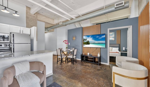 2BR Riverfront District Loft | Near Power & Light