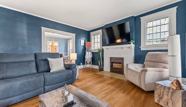 4 KING BEDS Luxurious Historic Home in the Heart of Memphis in Memphis