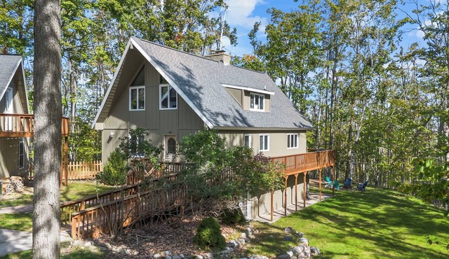 5BR Gaylord Cabin | Game Room, Pool & Hot Tub Access