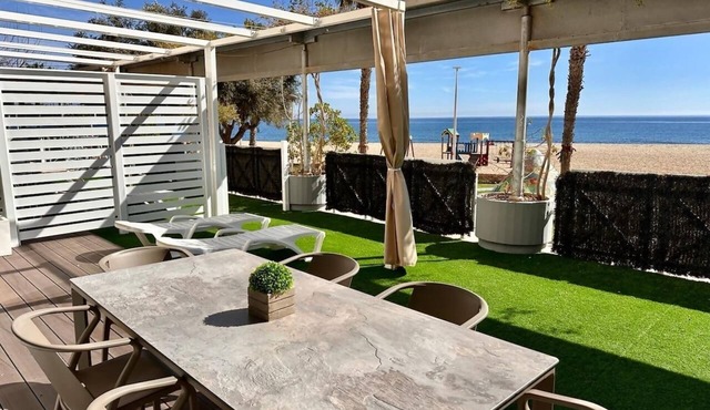 65CD - Beachfront Home with Private Terrace in Aguilas