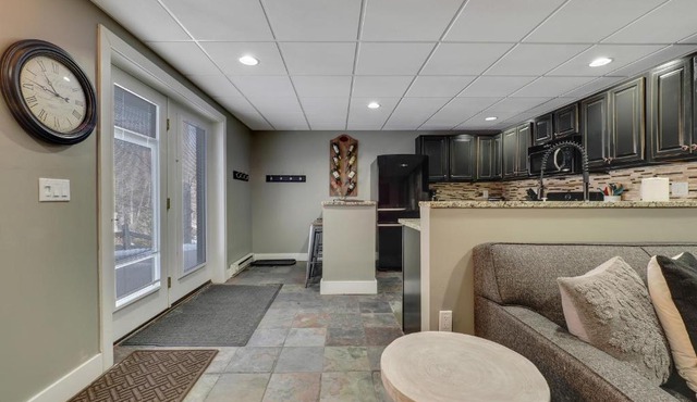 691 Disciples Village Condo