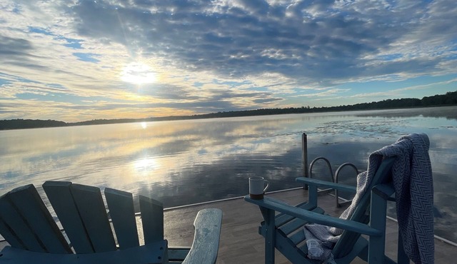 Adorable Lakeside Cabin w/Private Sandy Beach to Enjoy the Sunrise