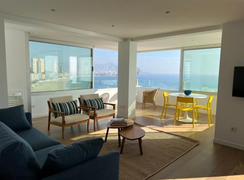 Amazing beachfront apartment - La Cala in Benidorm