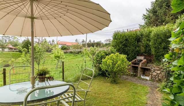 Apartment 'Kety 2' with Mountain Views, Private Terrace and Wi-Fi in Cantabria