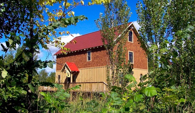 Barn Style Lakefront with Pontoon, Kayaks and Game Room