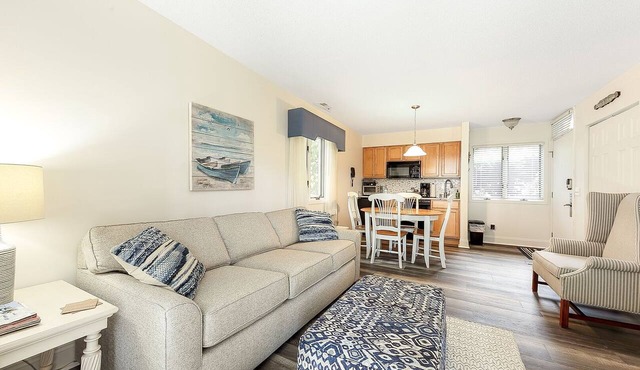 🏖️ Bayfront Shores Condo | Private Beach Sunset Views ➠ 5682