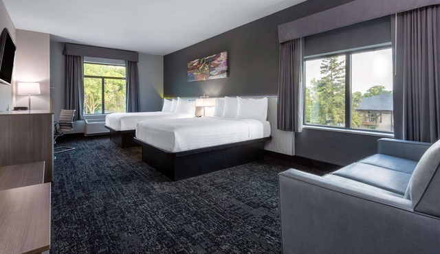 Baymont Inn & Suites by Wyndham Madison