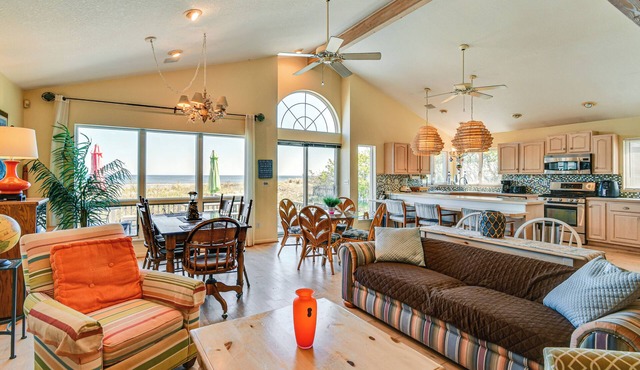 Beachfront Lake Huron Home! Hike, Tube & Unwind