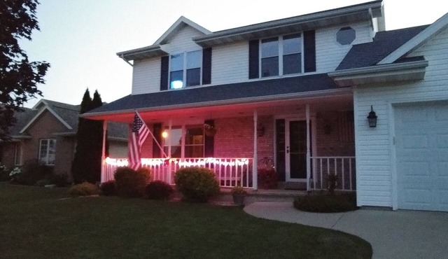 Beautiful 3br Home with Pool 2.3 miles from EAA