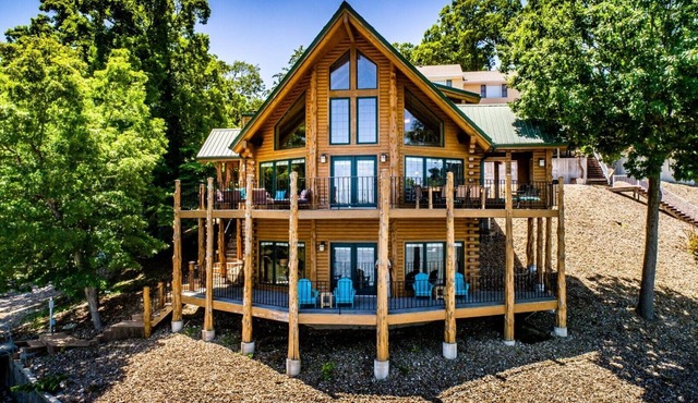 Beautiful Lakefront Lodge w/Private Dock and Amazing 180 View from Two Decks in Sunrise Beach