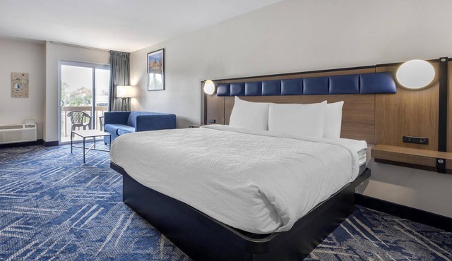 Best Western Indian Oak