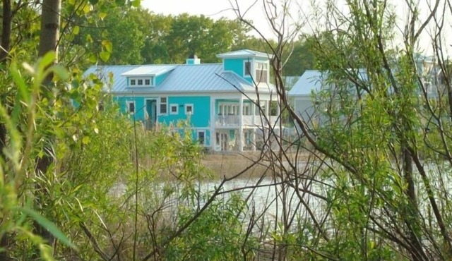Big Beautiful Beachfront Home in Beachwalk Resort- Michigan City