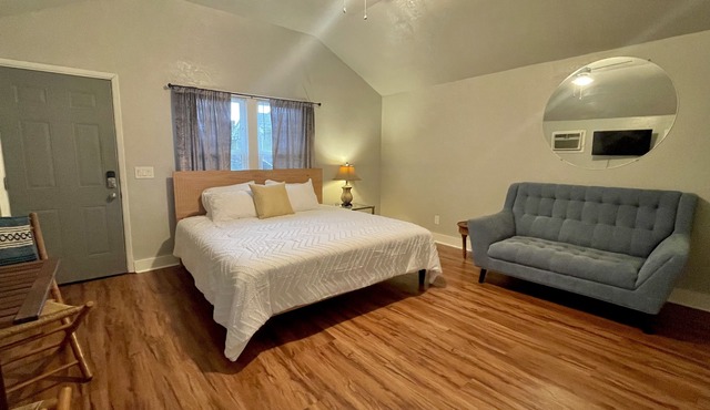 Boho Studio in the Heart of OKC in Oklahoma City