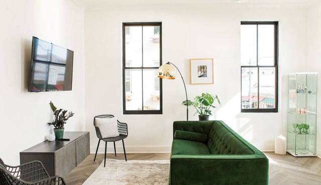 Bright 2BR Above Findlay Market | Walkable in Cincinnati